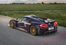 hennessey-venom-f5-m-roadster-الأولى-تصل-إلى-goodwood:-هايبركار-بقوة-2,031-حصاناً-وناقل-يدوي-وشعار-ذهبي