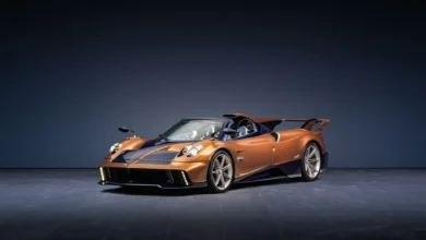 pagani-huayra-70-derecho-الجديدة:-رودستر-بمحرك-v12-وناقل-يدوي-7-سرعات-احتفاءً-بـ70-عاماً-من-هوراسيو-باغاني