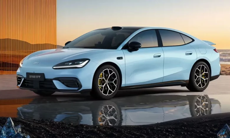 geely-galaxy-tt-الجديدة-كلياً:-سيدان-كهربائية-بقوة-570-حصاناً-ومدى-725-كم-تنافس-xiaomi-su7-مباشرةً
